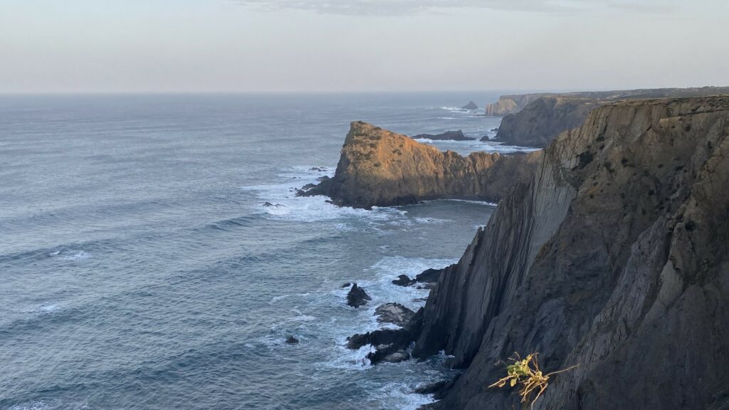 Falaises d'Arrifana sur la Rota Vicentina — Fishermen's Trail côte vicentine Portugal
